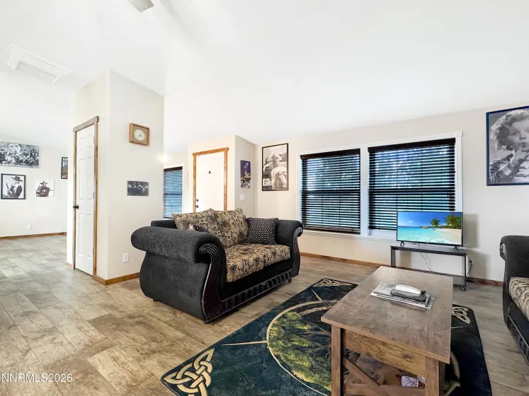 3075 Cougar, Winnemucca, Nevada 89445, 3 Bedrooms Bedrooms, ,2 BathroomsBathrooms,Residential,Residential,Cougar,250058891