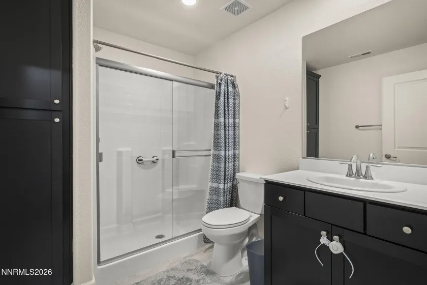 1981 Lanstar, Sparks, Nevada 89441, 4 Bedrooms Bedrooms, ,3 BathroomsBathrooms,Residential,Residential,Lanstar,260001623