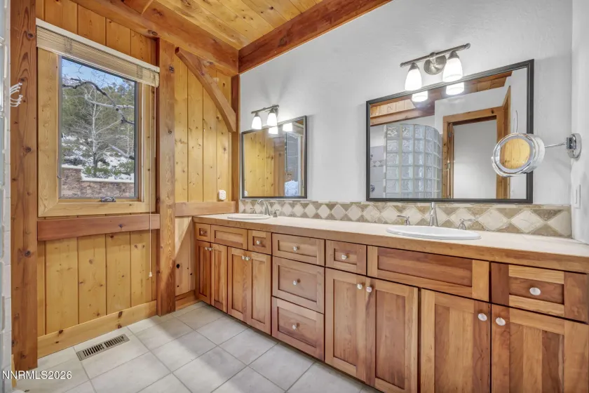 54 Bennington, Reno, Nevada 89511, 4 Bedrooms Bedrooms, ,4 BathroomsBathrooms,Residential Lease,Manufactured,Bennington,260001626