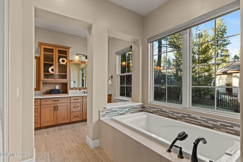 20605 Parc Foret, Reno, Nevada 89511, 3 Bedrooms Bedrooms, ,4 BathroomsBathrooms,Residential,Residential,Parc Foret,260001628