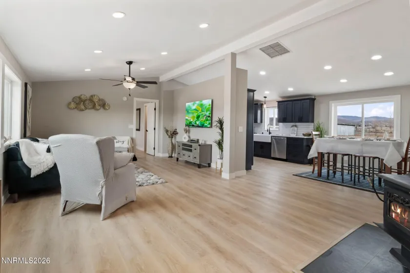 8285 Scenic, Stagecoach, Nevada 89429, 3 Bedrooms Bedrooms, ,2 BathroomsBathrooms,Residential,Residential,Scenic,260001631