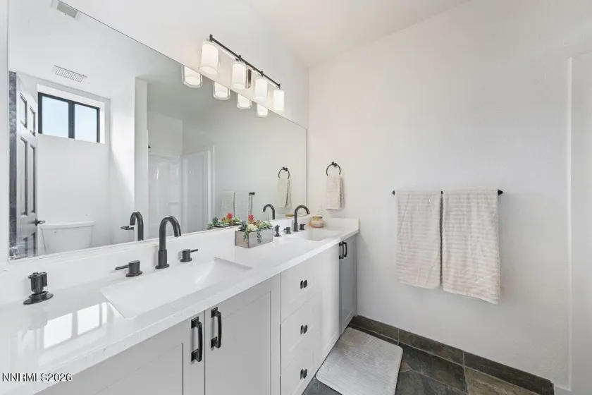 1785 Ty, Gardnerville, Nevada 89410, 4 Bedrooms Bedrooms, ,3 BathroomsBathrooms,Residential,Residential,Ty,260001632