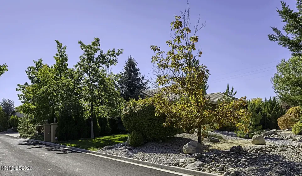 1120 Zolezzi, Reno, Nevada 89511, 3 Bedrooms Bedrooms, ,4 BathroomsBathrooms,Residential,Residential,Zolezzi,260001633