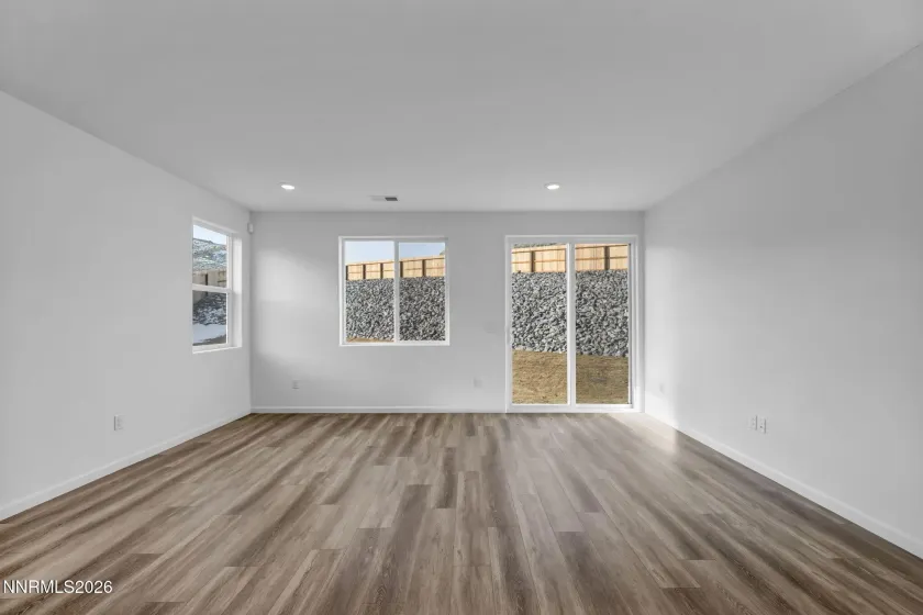 690 Patrician, Reno, Nevada 89506, 4 Bedrooms Bedrooms, ,3 BathroomsBathrooms,Residential,Residential,Patrician,250057787