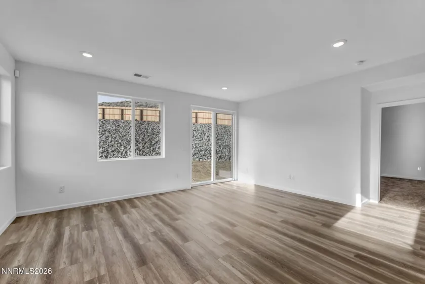 690 Patrician, Reno, Nevada 89506, 4 Bedrooms Bedrooms, ,3 BathroomsBathrooms,Residential,Residential,Patrician,250057787