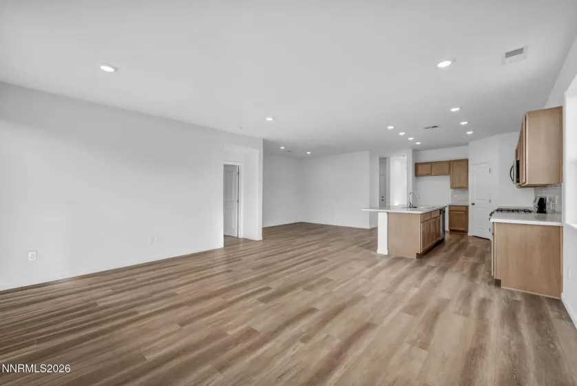 690 Patrician, Reno, Nevada 89506, 4 Bedrooms Bedrooms, ,3 BathroomsBathrooms,Residential,Residential,Patrician,250057787