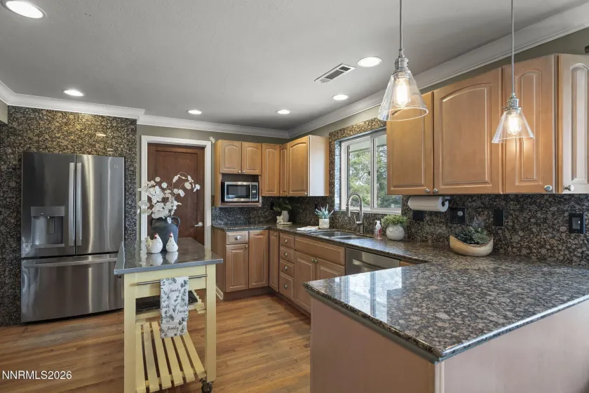 2260 Sunrise, Reno, Nevada 89509, 4 Bedrooms Bedrooms, ,4 BathroomsBathrooms,Residential,Residential,Sunrise,260001638