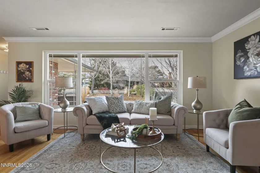 2260 Sunrise, Reno, Nevada 89509, 4 Bedrooms Bedrooms, ,4 BathroomsBathrooms,Residential,Residential,Sunrise,260001638