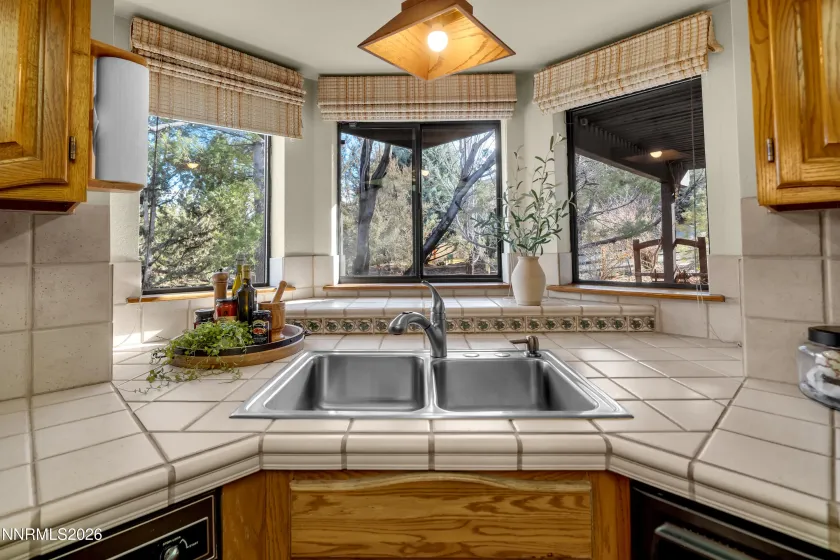 4055 Plateau, Reno, Nevada 89519, 3 Bedrooms Bedrooms, ,3 BathroomsBathrooms,Residential,Residential,Plateau,260001642