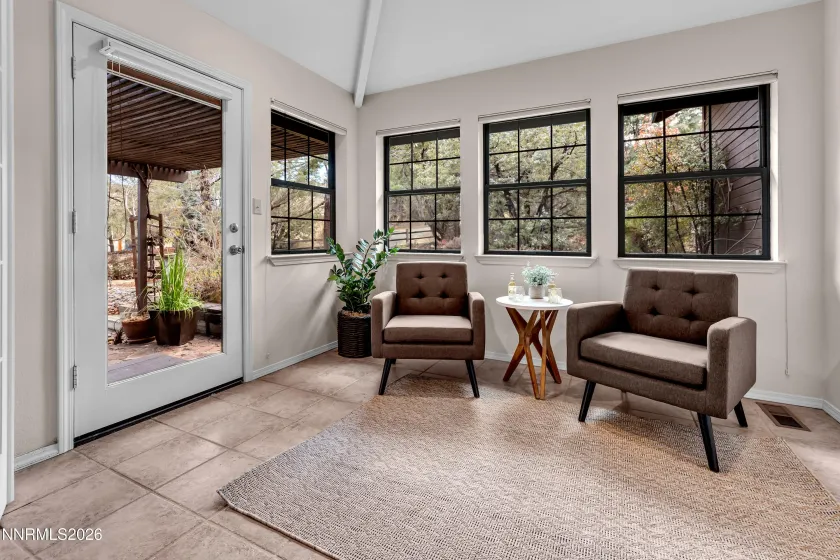 4055 Plateau, Reno, Nevada 89519, 3 Bedrooms Bedrooms, ,3 BathroomsBathrooms,Residential,Residential,Plateau,260001642