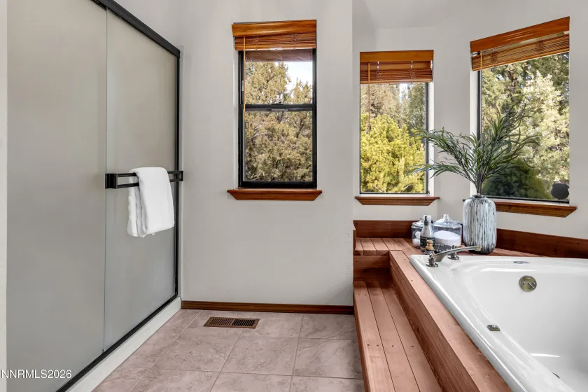 4055 Plateau, Reno, Nevada 89519, 3 Bedrooms Bedrooms, ,3 BathroomsBathrooms,Residential,Residential,Plateau,260001642