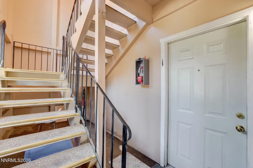 1181 Ski Run, South Lake Tahoe, California 96150, ,Residential Income,Residential,Ski Run,260001644