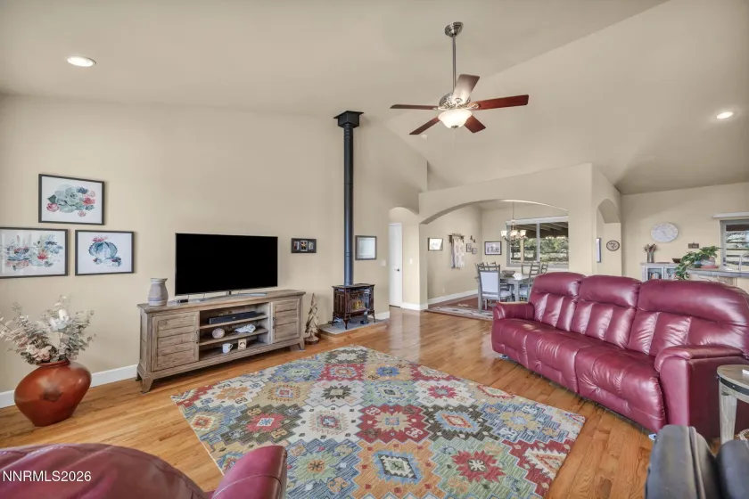 17 Colony Estates, Smith Valley, Nevada 89444, 3 Bedrooms Bedrooms, ,2 BathroomsBathrooms,Residential,Residential,Colony Estates,260001646