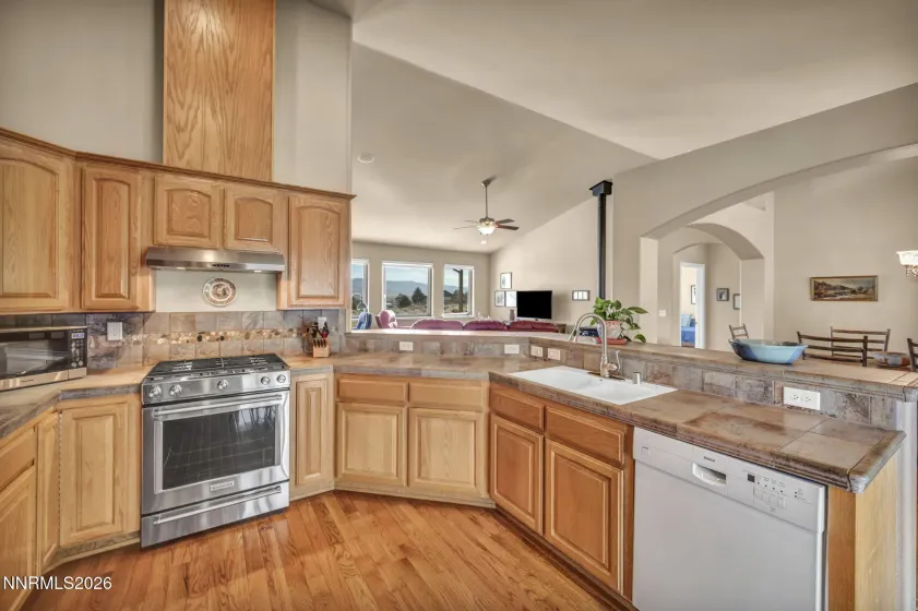 17 Colony Estates, Smith Valley, Nevada 89444, 3 Bedrooms Bedrooms, ,2 BathroomsBathrooms,Residential,Residential,Colony Estates,260001646