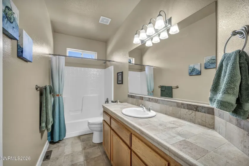 17 Colony Estates, Smith Valley, Nevada 89444, 3 Bedrooms Bedrooms, ,2 BathroomsBathrooms,Residential,Residential,Colony Estates,260001646