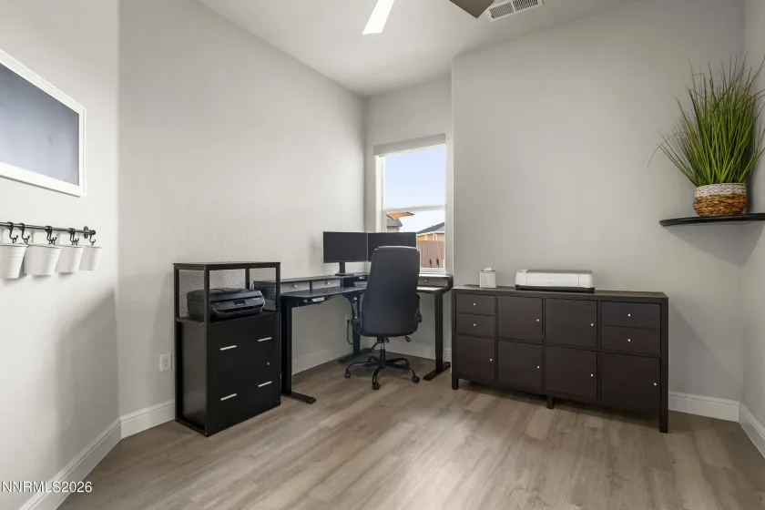 900 Cranfield, Reno, Nevada 89506, 4 Bedrooms Bedrooms, ,2 BathroomsBathrooms,Residential,Residential,Cranfield,260001648