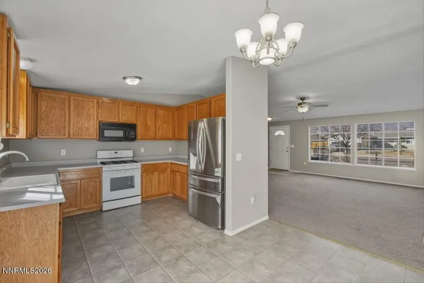 912 Nicole, Dayton, Nevada 89403, 3 Bedrooms Bedrooms, ,2 BathroomsBathrooms,Residential,Residential,Nicole,260001652