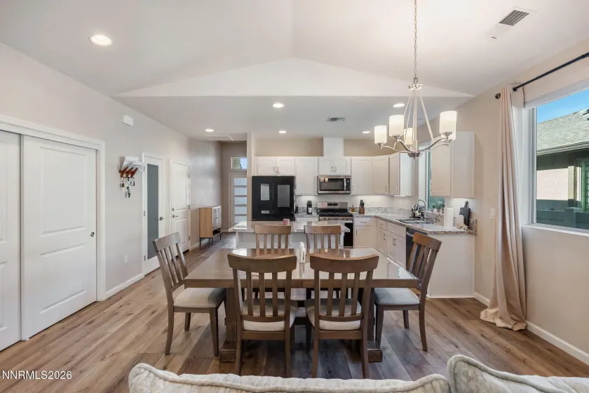 10806 Barrel Horse, Reno, Nevada 89521, 2 Bedrooms Bedrooms, ,2 BathroomsBathrooms,Residential,Residential,Barrel Horse,260001654