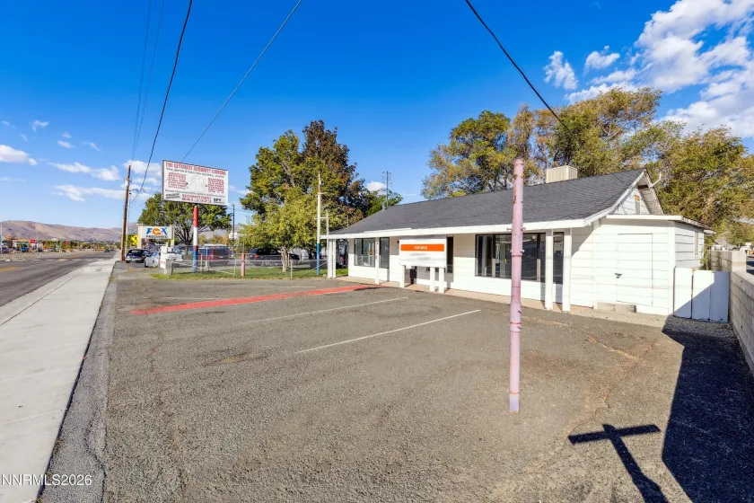 3129 Carson, Carson City, Nevada 89701, ,Commercial Sale,Residential,Carson,260001656