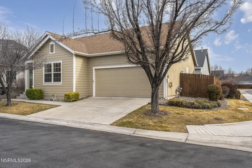 5400 Village Meadows, Sparks, Nevada 89436, 2 Bedrooms Bedrooms, ,2 BathroomsBathrooms,Residential,Residential,Village Meadows,260001657