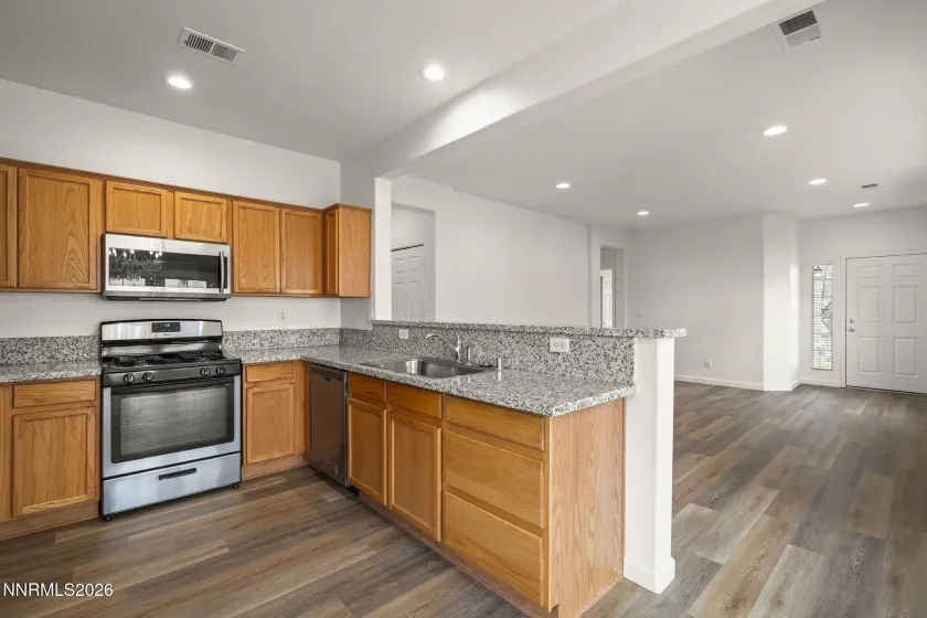 5400 Village Meadows, Sparks, Nevada 89436, 2 Bedrooms Bedrooms, ,2 BathroomsBathrooms,Residential,Residential,Village Meadows,260001657