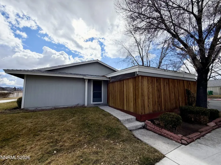 960 Cherry Tree, Sparks, Nevada 89434, 3 Bedrooms Bedrooms, ,2 BathroomsBathrooms,Residential,Residential,Cherry Tree,260001659