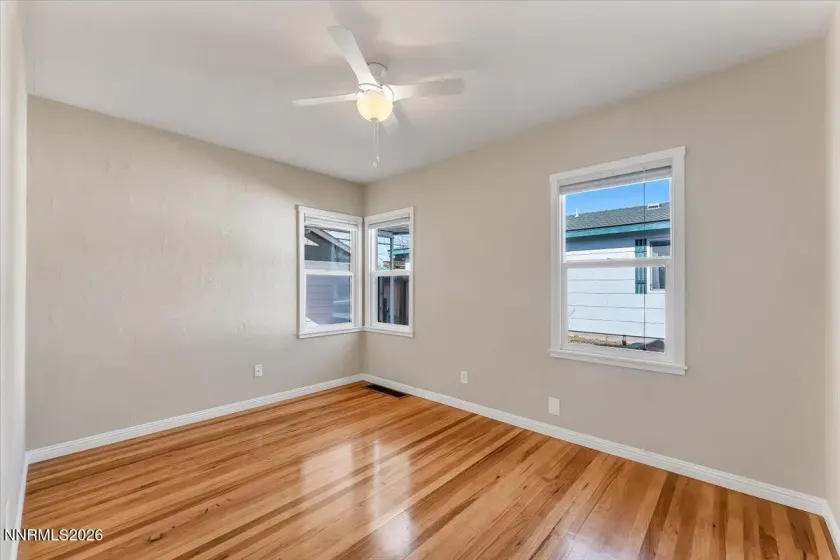 953 7th, Sparks, Nevada 89431, 4 Bedrooms Bedrooms, ,2 BathroomsBathrooms,Residential,Residential,7th,260001660