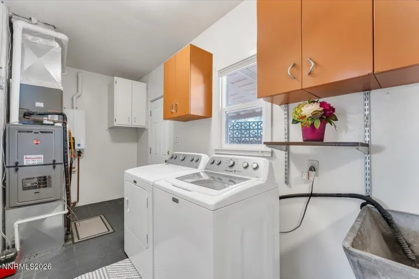 953 7th, Sparks, Nevada 89431, 4 Bedrooms Bedrooms, ,2 BathroomsBathrooms,Residential,Residential,7th,260001660