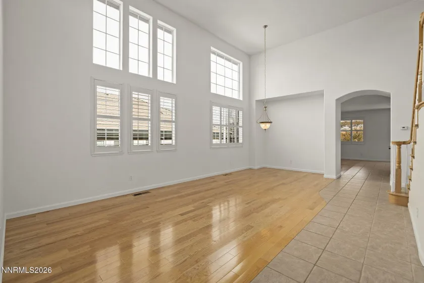 5700 Falcon Ridge, Sparks, Nevada 89436, 4 Bedrooms Bedrooms, ,3 BathroomsBathrooms,Residential,Residential,Falcon Ridge,260001665