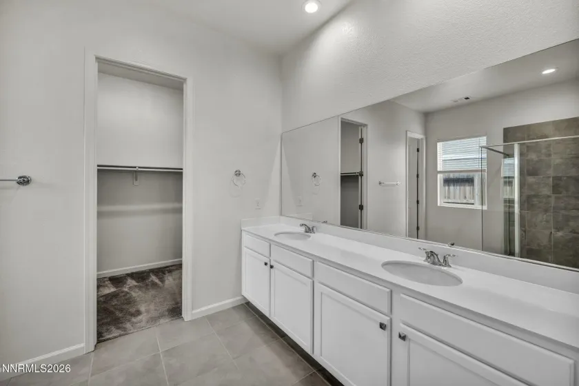 2104 Roaring Fork, Sparks, Nevada 89436, 4 Bedrooms Bedrooms, ,3 BathroomsBathrooms,Residential,Residential,Roaring Fork,260001666