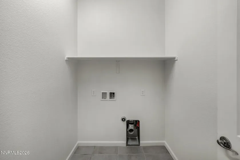 2104 Roaring Fork, Sparks, Nevada 89436, 4 Bedrooms Bedrooms, ,3 BathroomsBathrooms,Residential,Residential,Roaring Fork,260001666