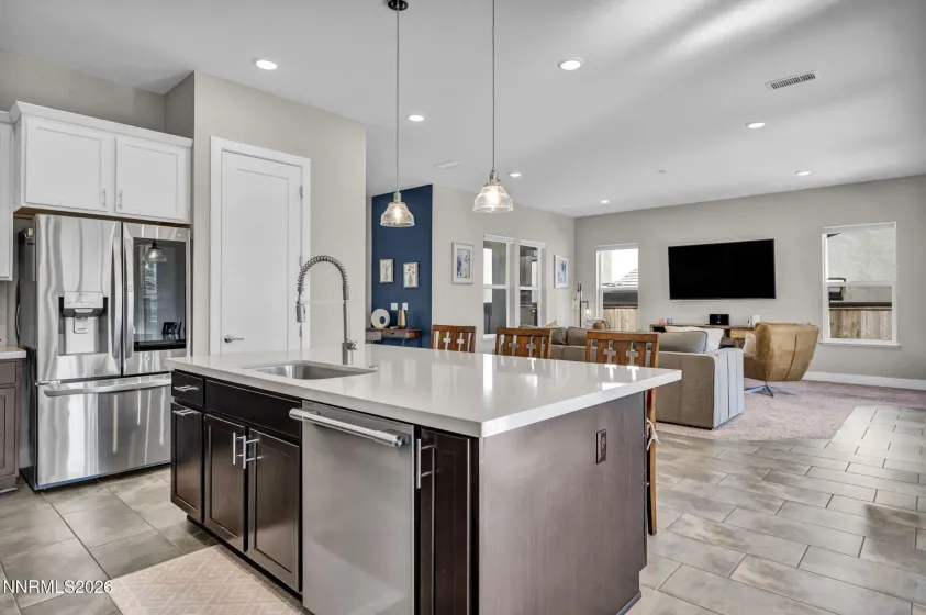 8778 Larkhaven, Reno, Nevada 89523, 3 Bedrooms Bedrooms, ,3 BathroomsBathrooms,Residential,Residential,Larkhaven,260001668