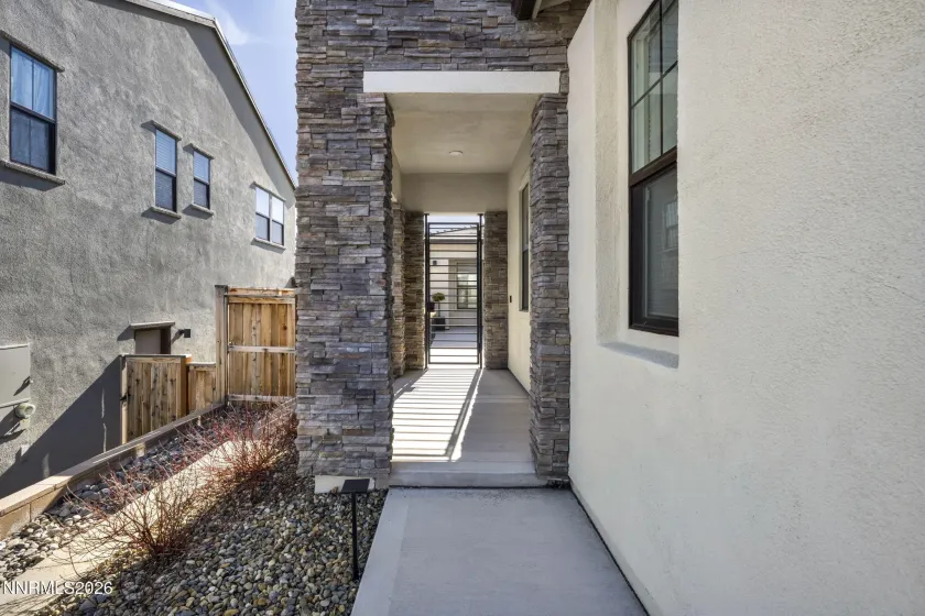 8778 Larkhaven, Reno, Nevada 89523, 3 Bedrooms Bedrooms, ,3 BathroomsBathrooms,Residential,Residential,Larkhaven,260001668