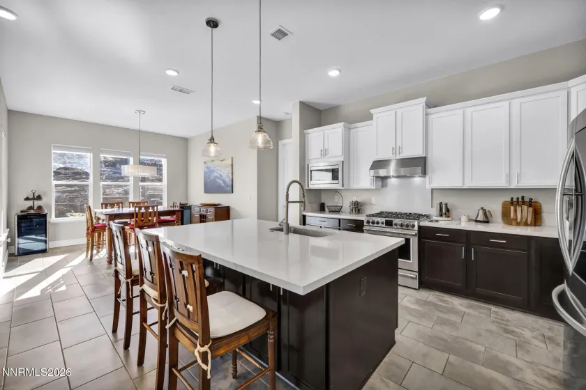 8778 Larkhaven, Reno, Nevada 89523, 3 Bedrooms Bedrooms, ,3 BathroomsBathrooms,Residential,Residential,Larkhaven,260001668