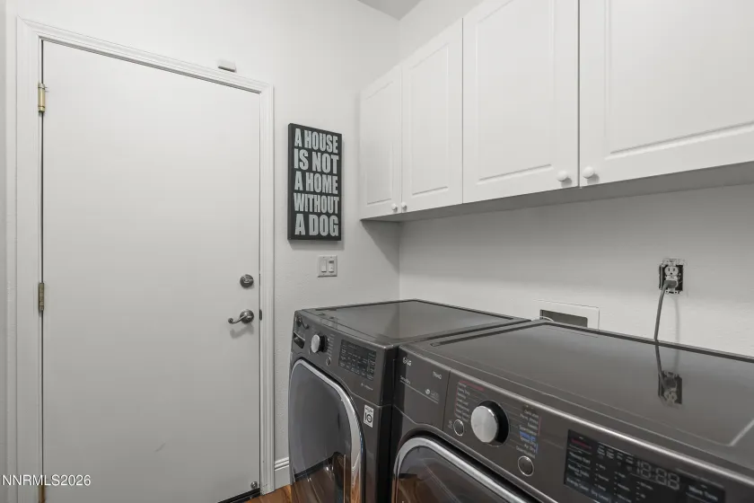 1290 Vista Alta, Reno, Nevada 89521, 3 Bedrooms Bedrooms, ,2 BathroomsBathrooms,Residential,Residential,Vista Alta,260001672