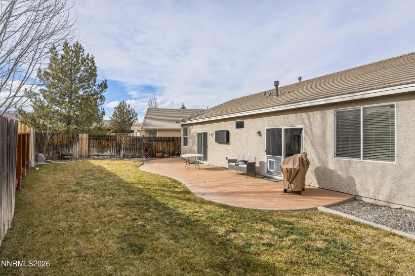 1290 Vista Alta, Reno, Nevada 89521, 3 Bedrooms Bedrooms, ,2 BathroomsBathrooms,Residential,Residential,Vista Alta,260001672