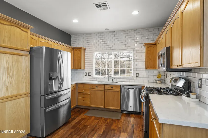 1290 Vista Alta, Reno, Nevada 89521, 3 Bedrooms Bedrooms, ,2 BathroomsBathrooms,Residential,Residential,Vista Alta,260001672