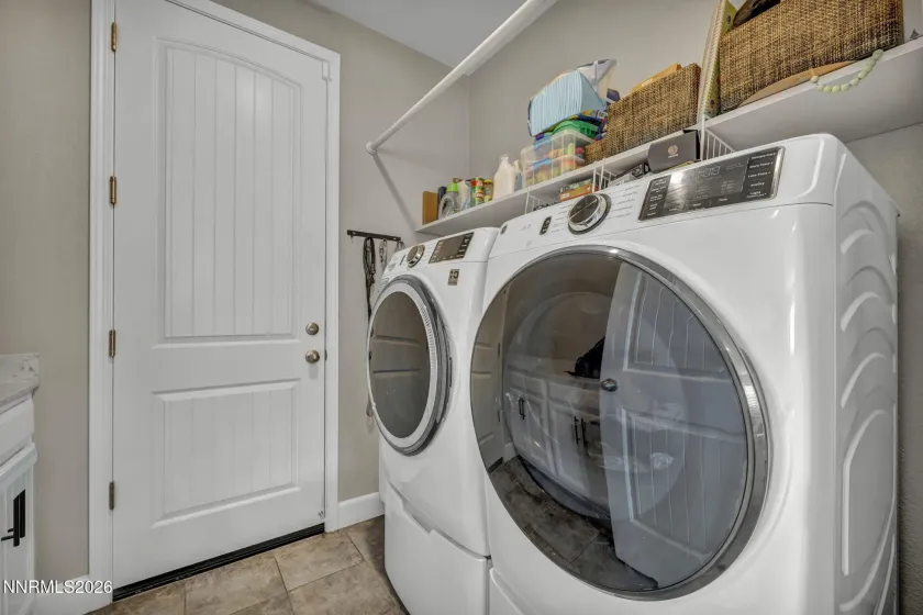 3175 Heather Flume, Sparks, Nevada 89436, 5 Bedrooms Bedrooms, ,3 BathroomsBathrooms,Residential,Residential,Heather Flume,260001678