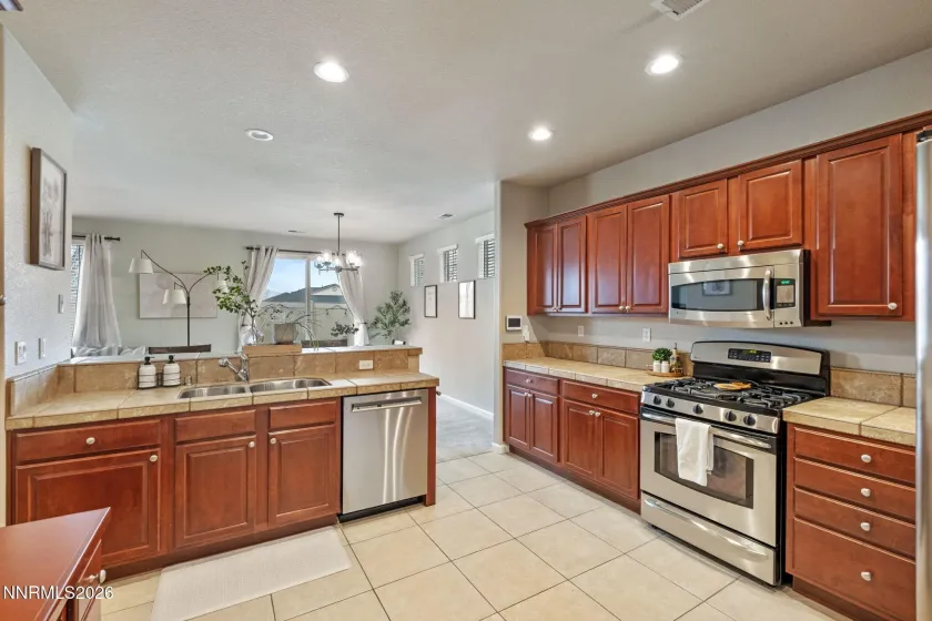 11017 Lamour, Reno, Nevada 89521, 3 Bedrooms Bedrooms, ,3 BathroomsBathrooms,Residential,Residential,Lamour,260001679