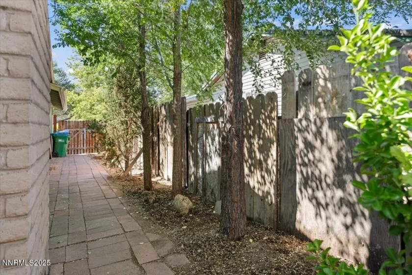 3040 Chavez, Reno, Nevada 89502, 3 Bedrooms Bedrooms, ,2 BathroomsBathrooms,Residential,Residential,Chavez,260001681