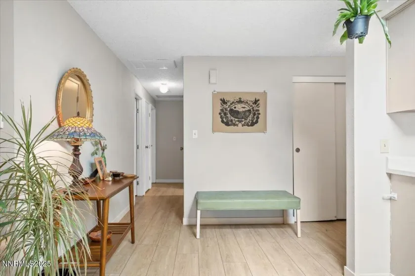 3040 Chavez, Reno, Nevada 89502, 3 Bedrooms Bedrooms, ,2 BathroomsBathrooms,Residential,Residential,Chavez,260001681