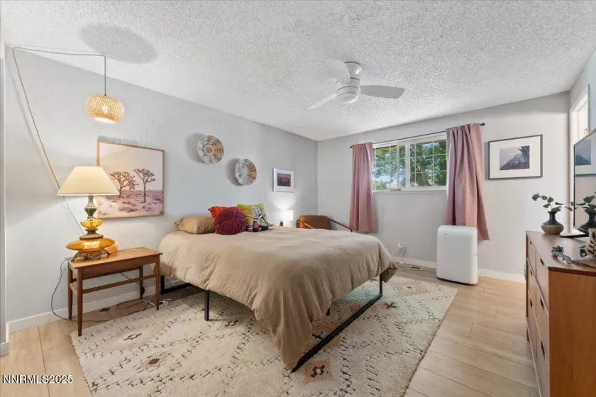 3040 Chavez, Reno, Nevada 89502, 3 Bedrooms Bedrooms, ,2 BathroomsBathrooms,Residential,Residential,Chavez,260001681