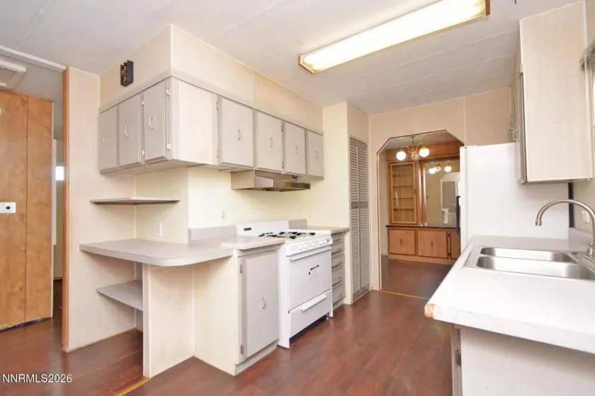 550 Quartz, Sun Valley, Nevada 89433, 3 Bedrooms Bedrooms, ,2 BathroomsBathrooms,Residential,Residential,Quartz,260001682