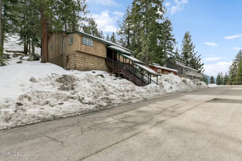 757 Tina, Stateline, Nevada 89449, 2 Bedrooms Bedrooms, ,1 BathroomBathrooms,Residential,Residential,Tina,260001683