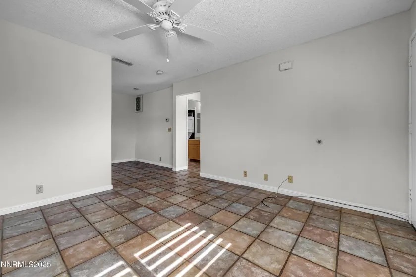 1405 Selmi, Reno, Nevada 89512, 1 Bedroom Bedrooms, ,1 BathroomBathrooms,Residential,Residential,Selmi,250057706