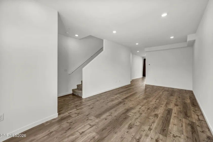 545 Gloria May, Reno, Nevada 89503, 2 Bedrooms Bedrooms, ,3 BathroomsBathrooms,Residential,Residential,Gloria May,260001685