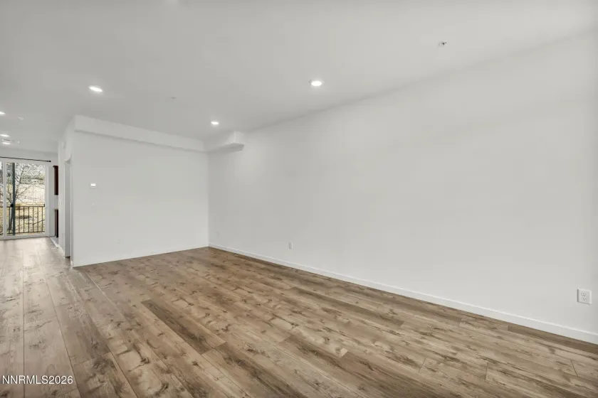 545 Gloria May, Reno, Nevada 89503, 2 Bedrooms Bedrooms, ,3 BathroomsBathrooms,Residential,Residential,Gloria May,260001685