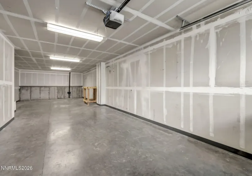 545 Gloria May, Reno, Nevada 89503, 2 Bedrooms Bedrooms, ,3 BathroomsBathrooms,Residential,Residential,Gloria May,260001685