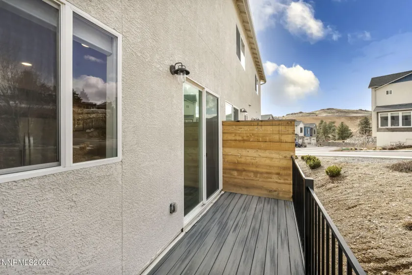 545 Gloria May, Reno, Nevada 89503, 2 Bedrooms Bedrooms, ,3 BathroomsBathrooms,Residential,Residential,Gloria May,260001685