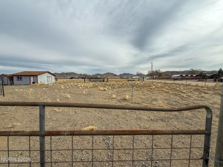 48 Bybee, Yerington, Nevada 89447, 3 Bedrooms Bedrooms, ,2 BathroomsBathrooms,Residential,Residential,Bybee,260001687